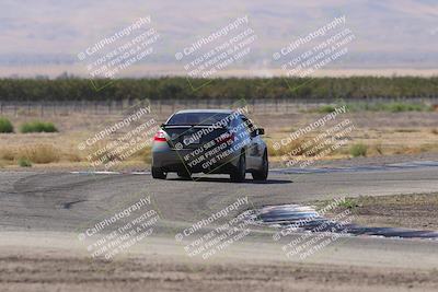 media/Oct-04-2025-OnGrid (Sat) [[44bd565ffa]]/Purple Group/Grapevine/